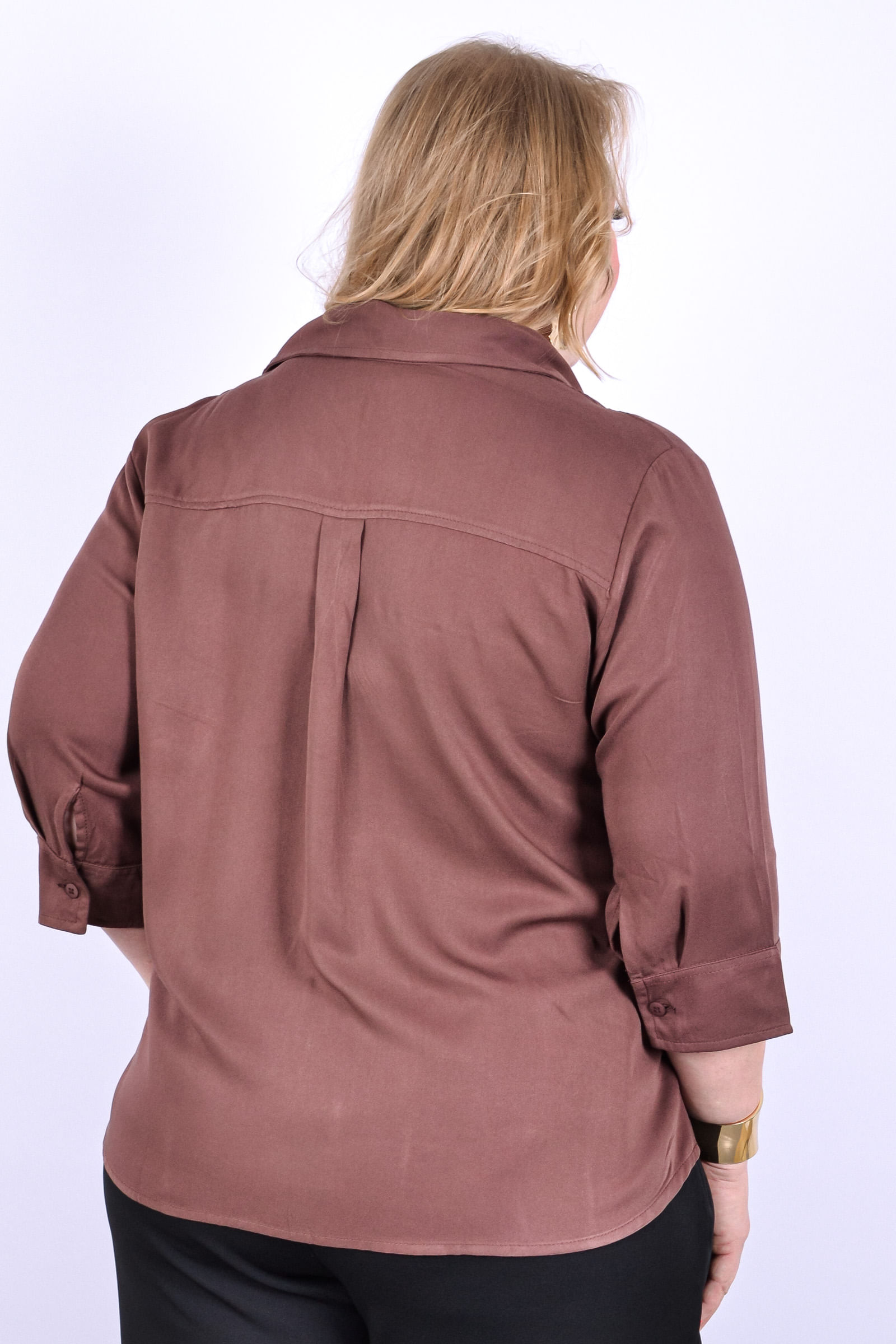 Camisa feminina com manga em viscose lisa_0020_4